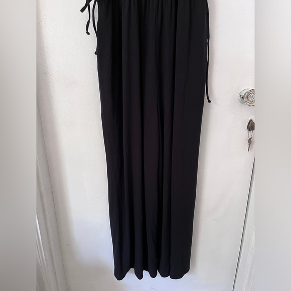 Maternity Cropped
Halter Wide-Leg
Jumpsuit - Picture 4 of 4